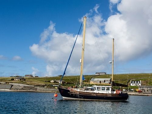 The Beach, Days Bar&B&B Inishbofin Exterior foto